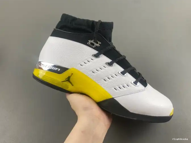 Low 17 Air Jordan FJ0395-100 Lightning 0620